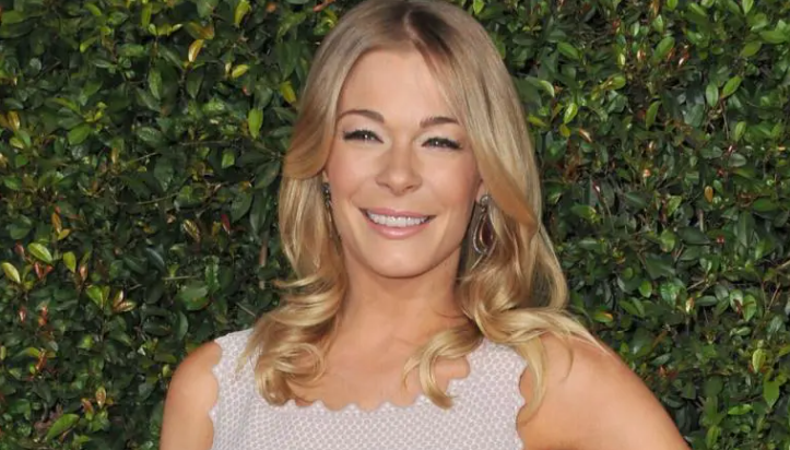 After Running Away From Faith, LeAnn Rimes Finds Her Way Back to God